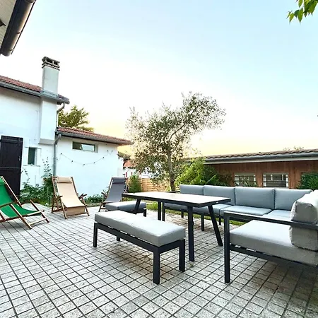 빌라 Renovated In The Heart Of Outbuilding *