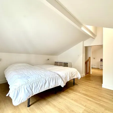 Renovated In The Heart Of Outbuilding 빌라